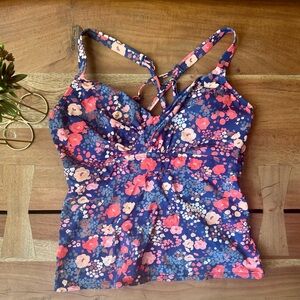 Metis Underwire Tankini Top